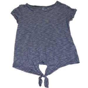 striped t shirt with a knot at the bottom